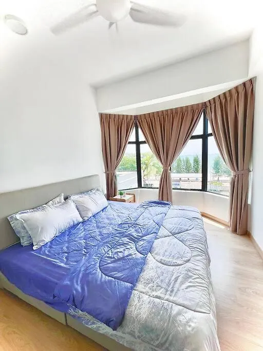 Mutiara Melaka Beach Resort-Rumah Bonda Ohana 0*, Malacca